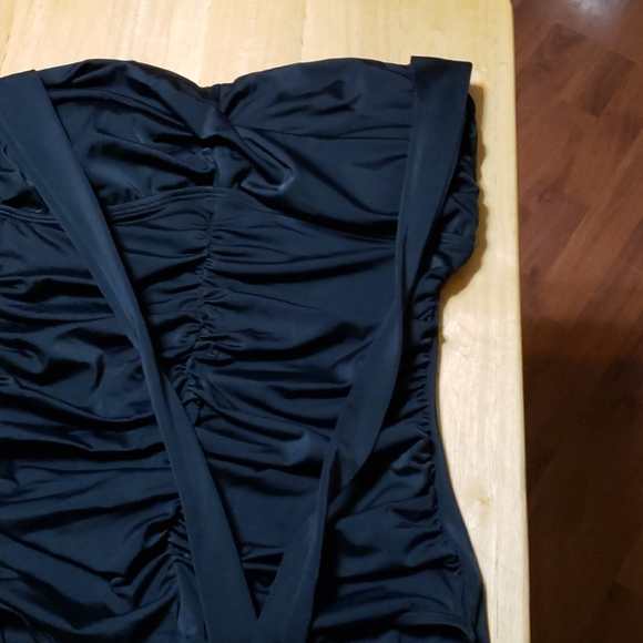 Bathing suit - Picture 2 of 3